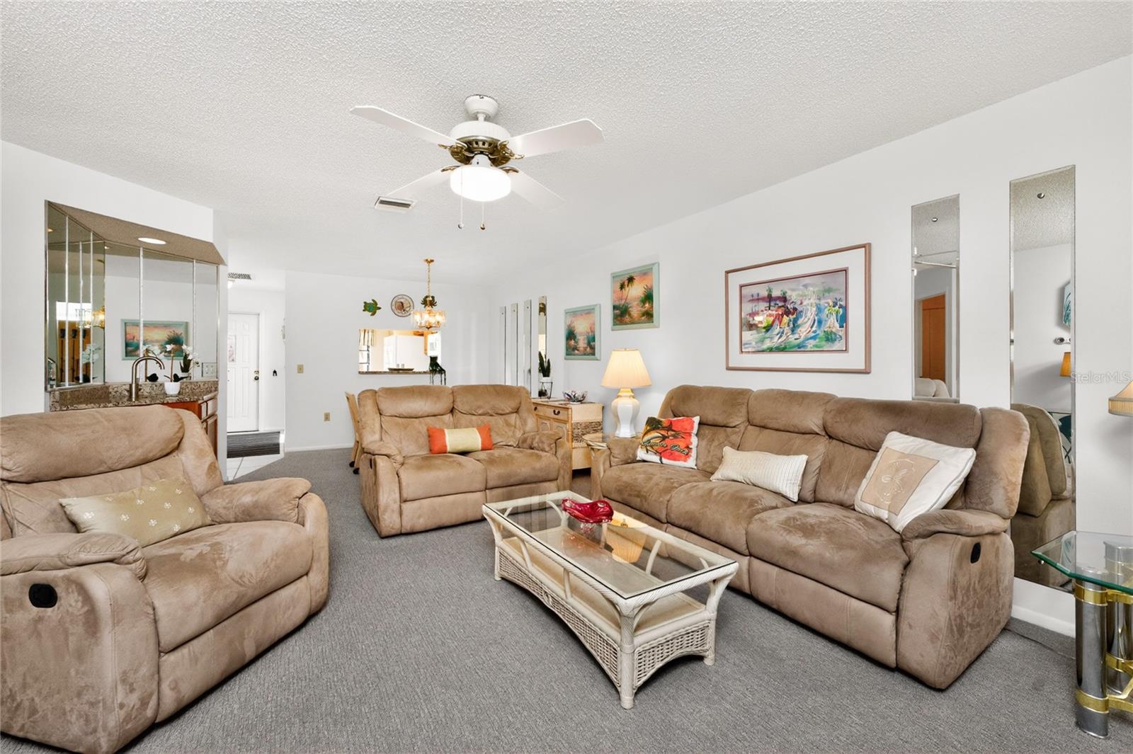 118 PINE HOLLOW DR #118 — photo 21
