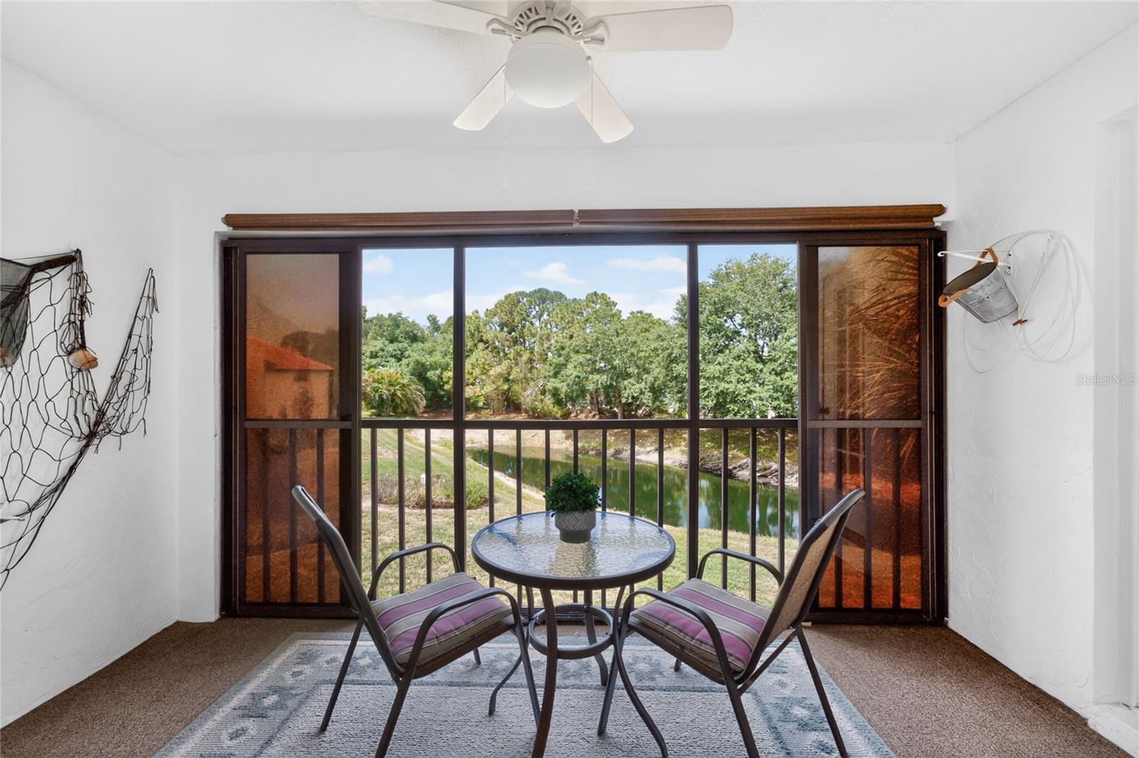 118 PINE HOLLOW DR #118 — photo 35