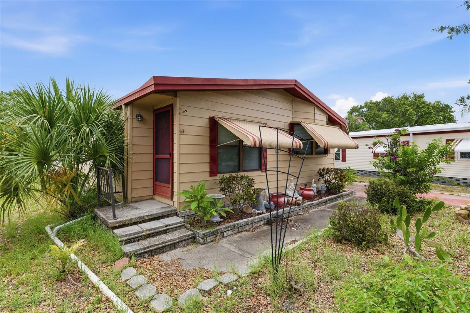 410 DOLPHIN DR S — photo 23