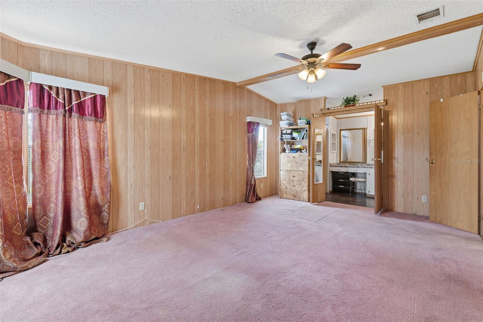 410 DOLPHIN DR S — photo 15