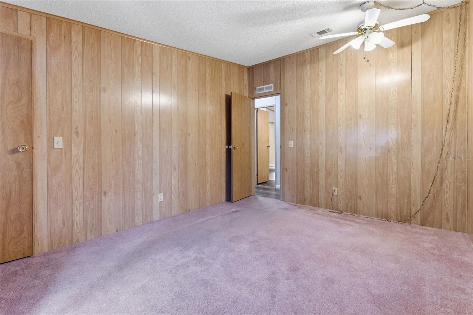 410 DOLPHIN DR S — photo 13