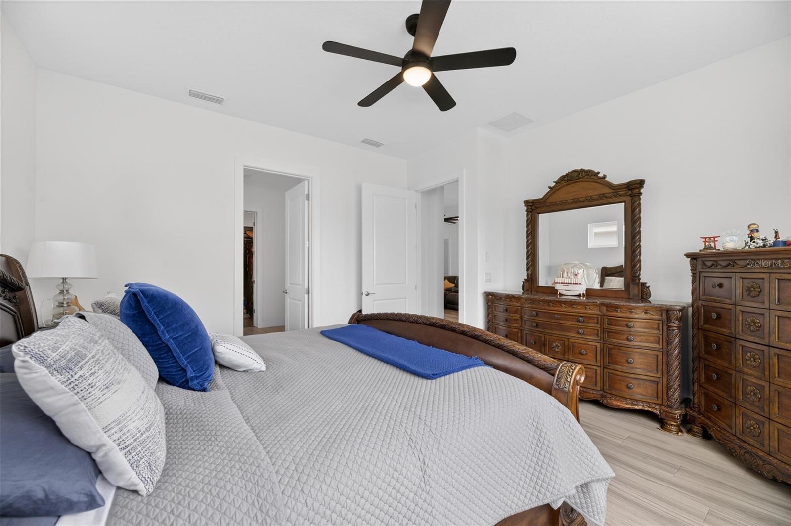 8634 DRUMMER PLANK DR — photo 32