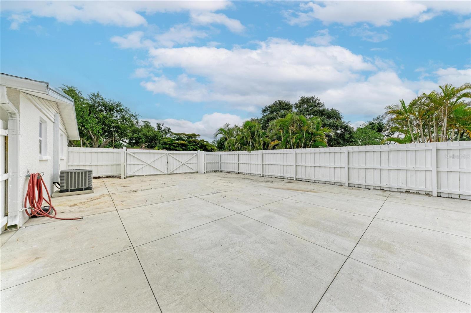 2714 DATURA ST — photo 45