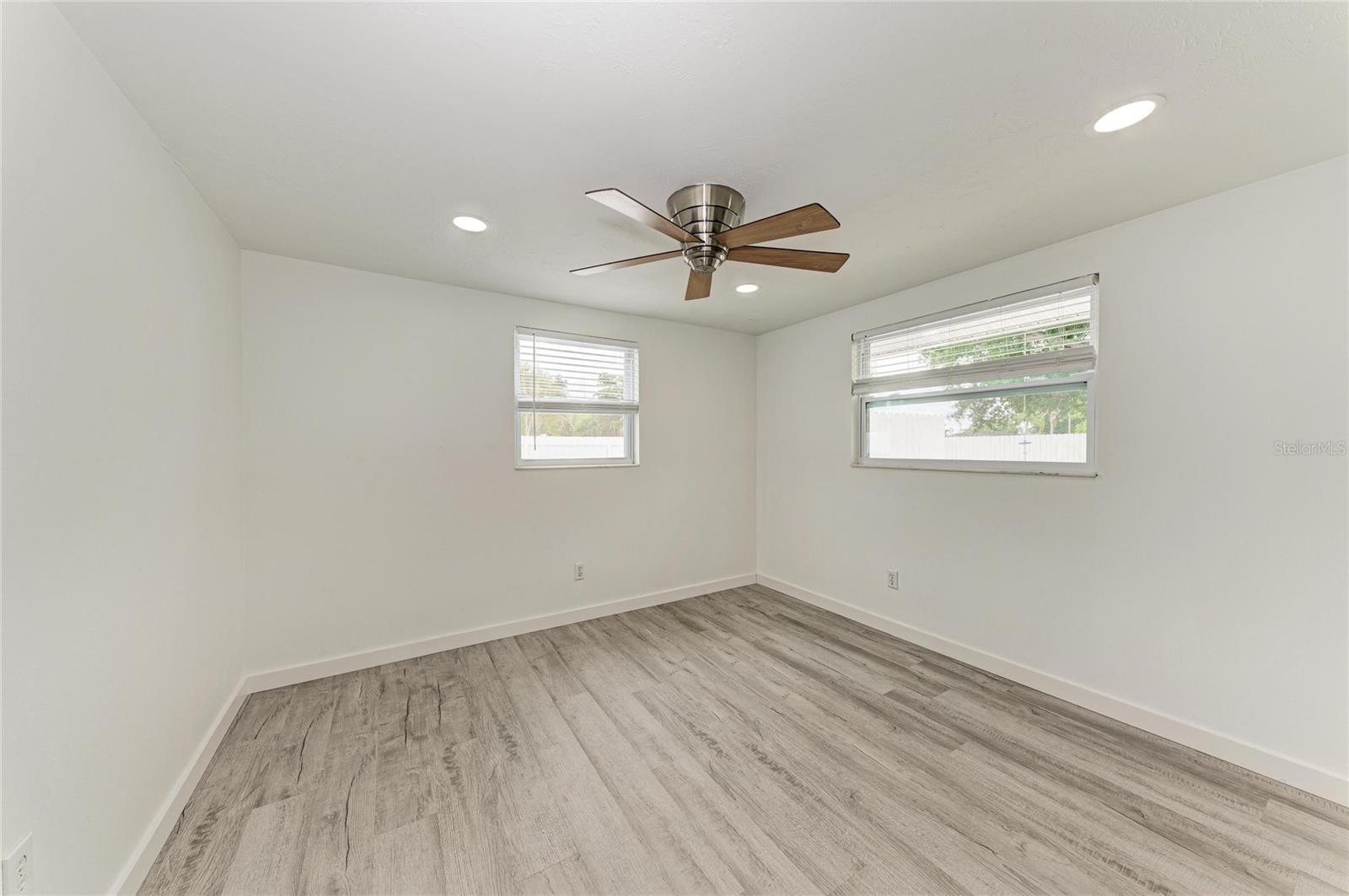 2714 DATURA ST — photo 34
