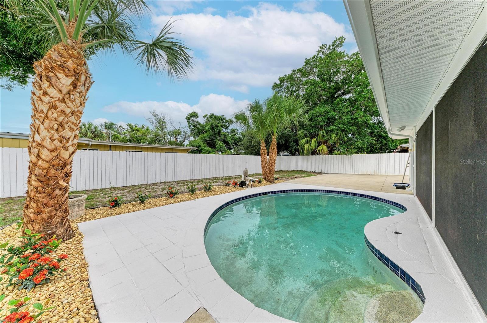 2714 DATURA ST — photo 48
