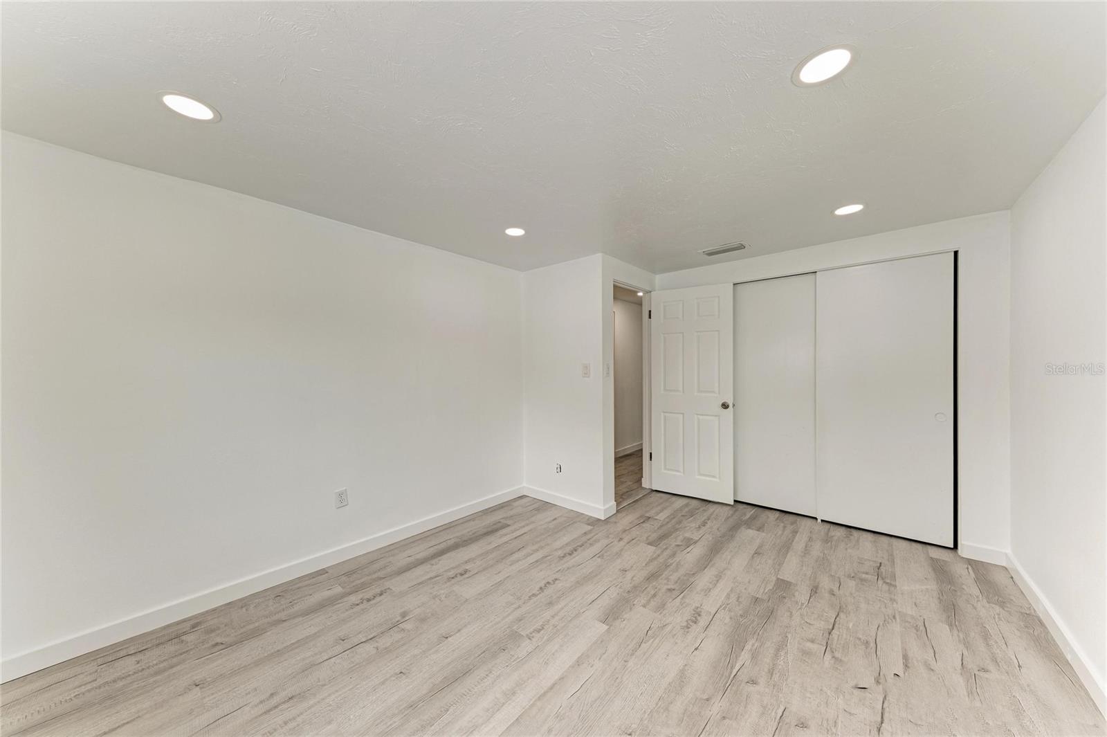 2714 DATURA ST — photo 29