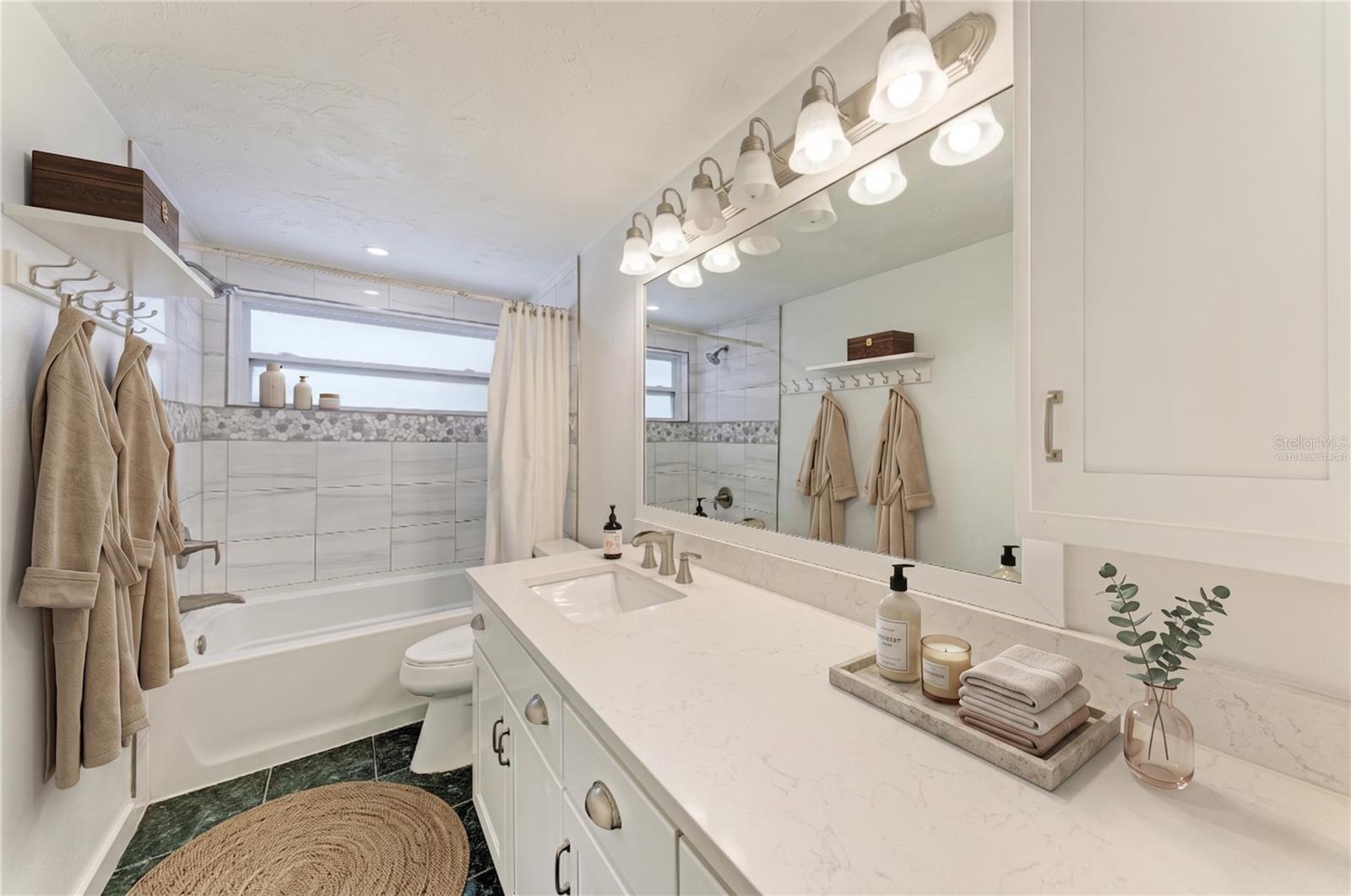 2714 DATURA ST — photo 31