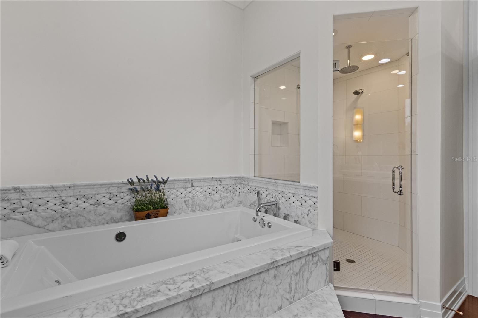 1008 PASEO DEL RIO NE — photo 29