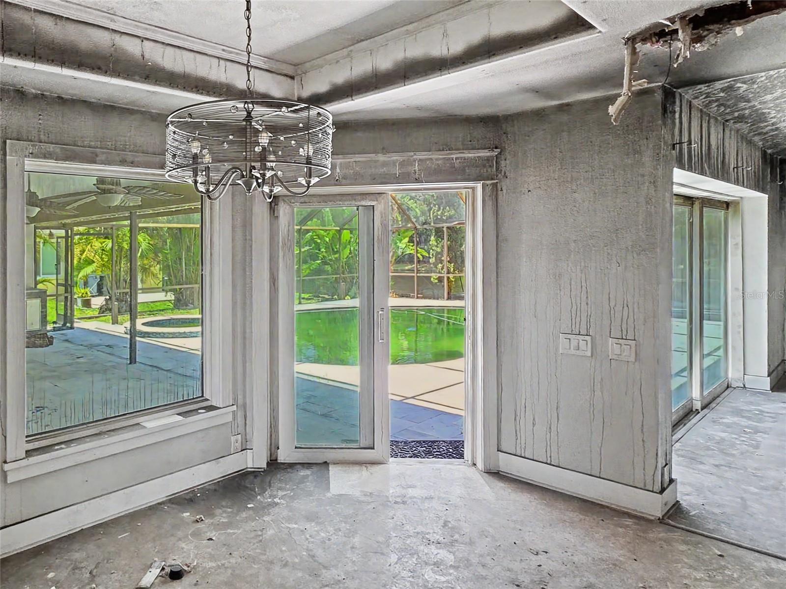 3749 EMBASSY CIR — photo 8