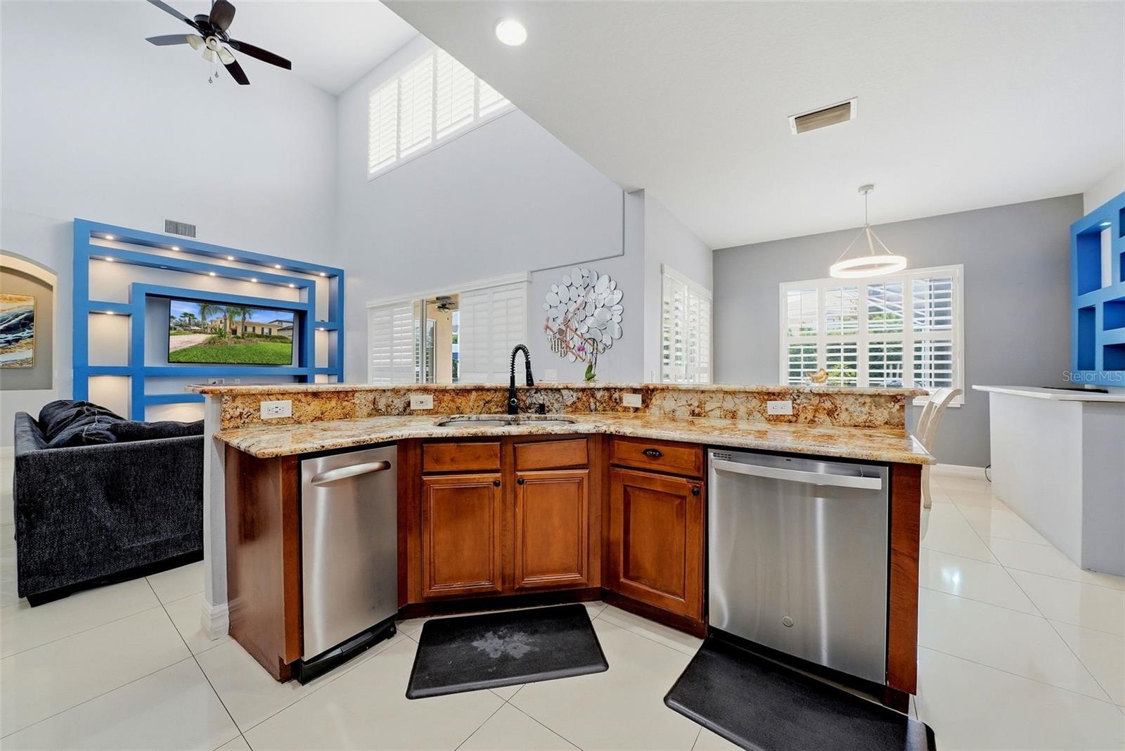 18043 COZUMEL ISLE DR — photo 37