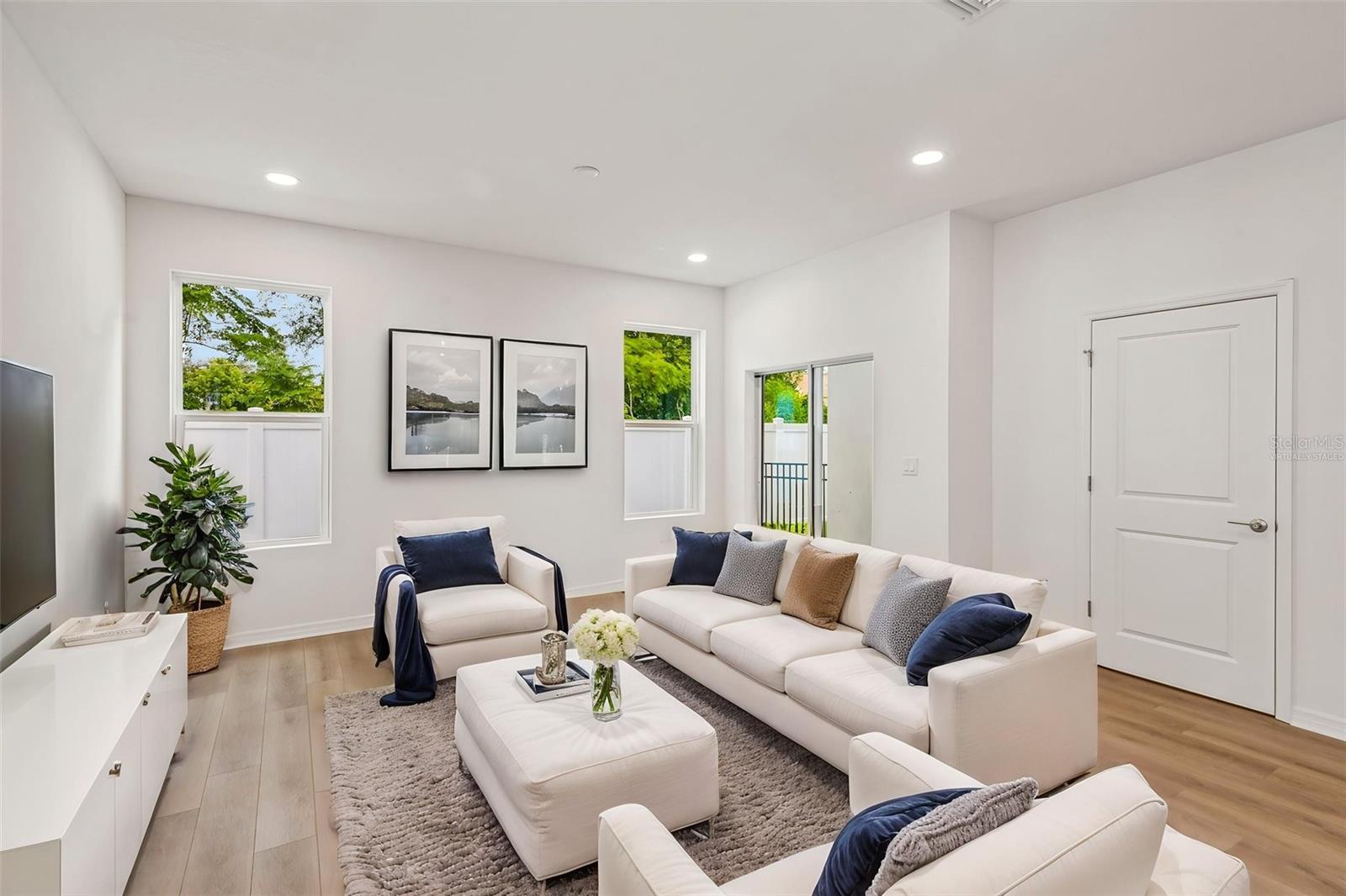616 SILVER STREAM CT — photo 6