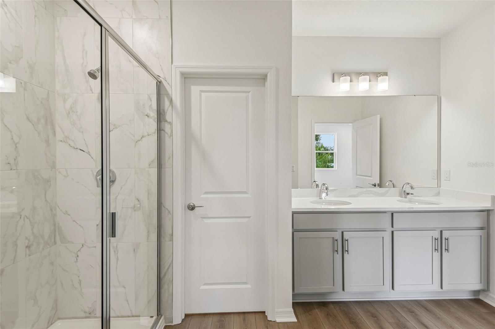 616 SILVER STREAM CT — photo 31