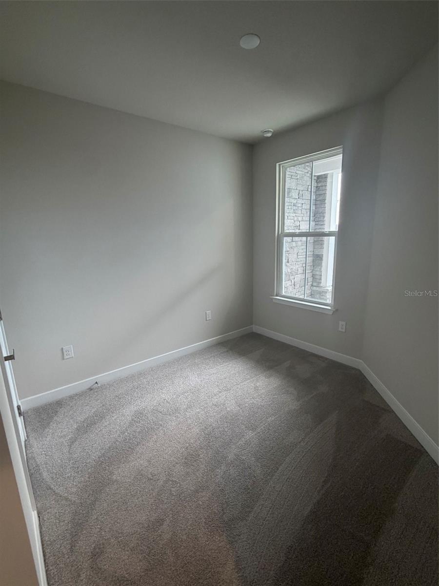 18740 HIGHLAND DEW ST — photo 10