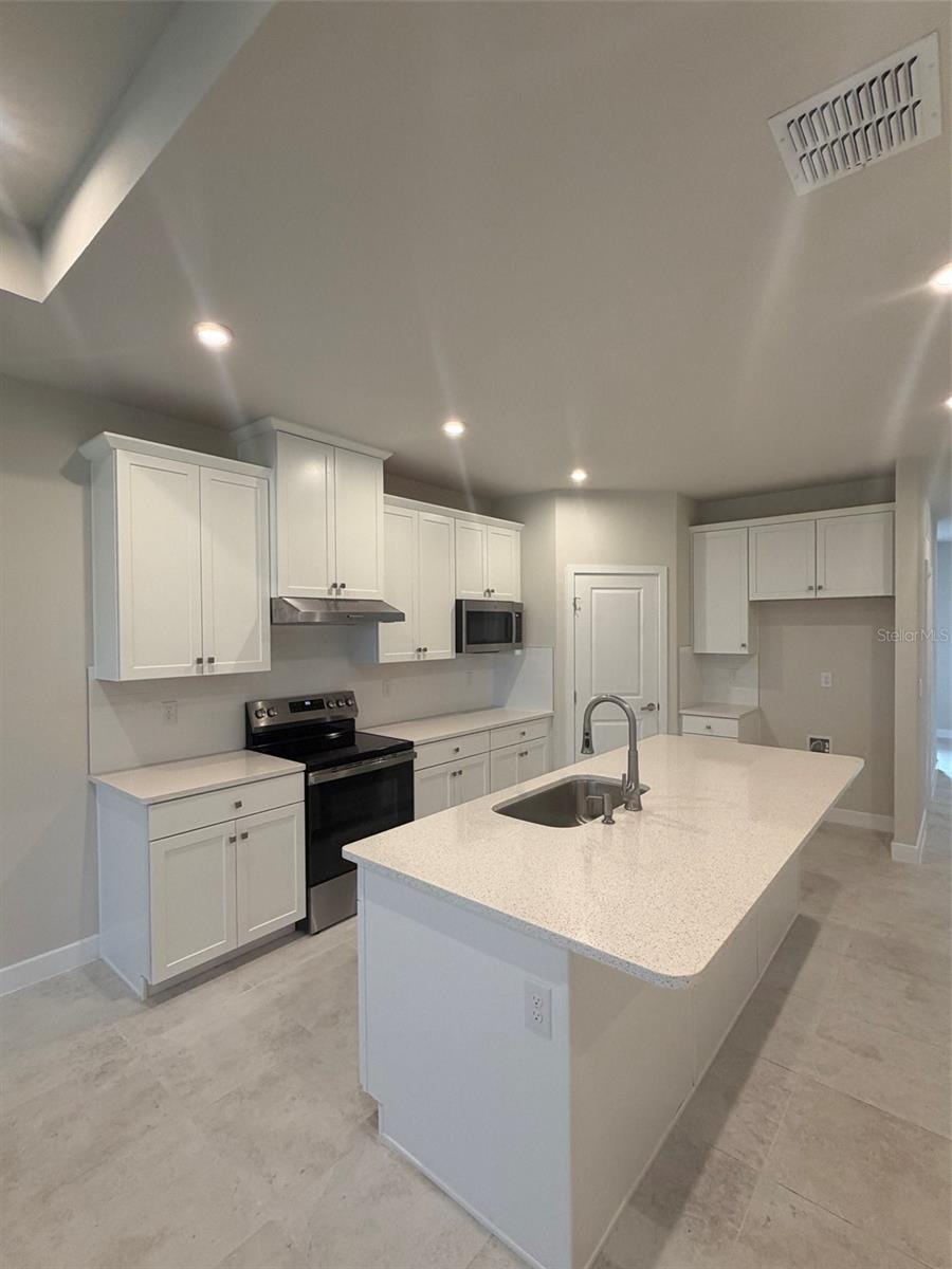 18740 HIGHLAND DEW ST — photo 3