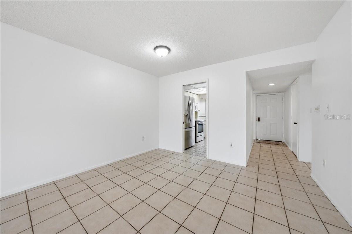 1332 PASADENA AVE S #102 — photo 8