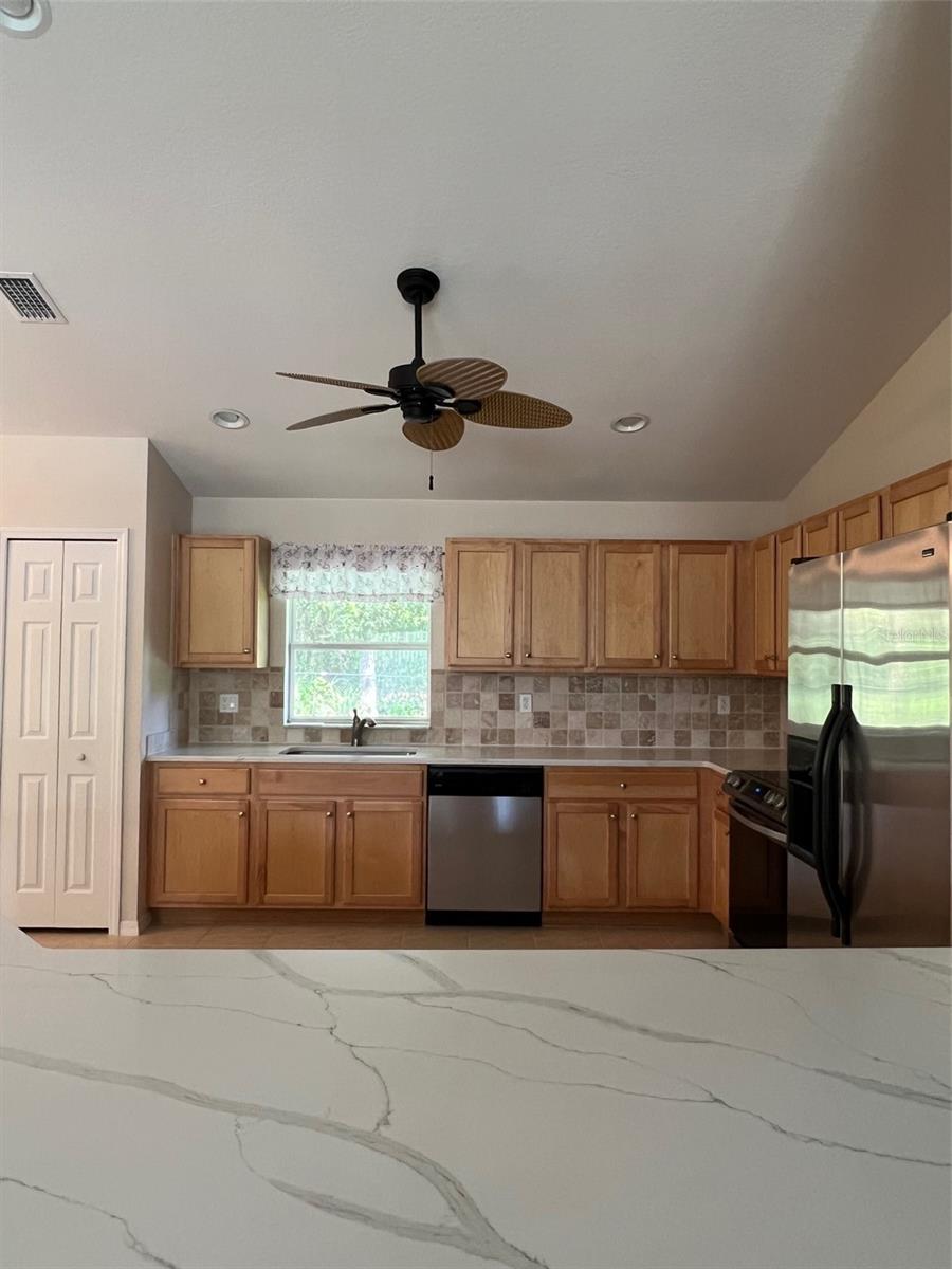 2634 TWINKLE AVE — photo 9