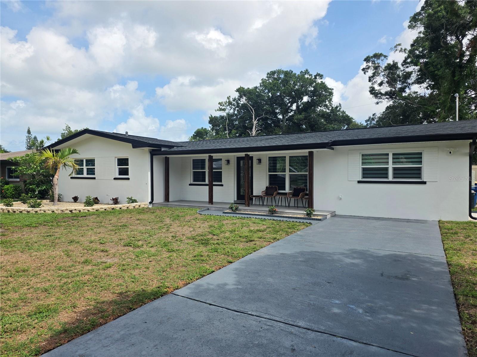1446 ADMIRAL WOODSON LN — photo 2