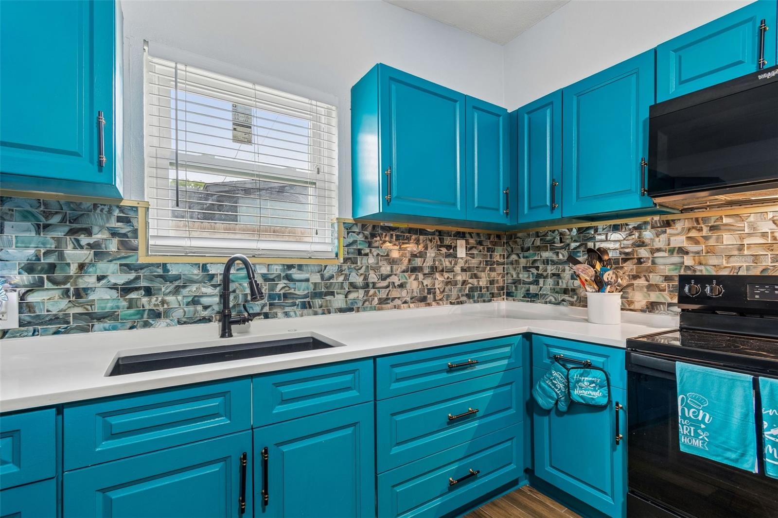 4479 PORPOISE DR SE — photo 37