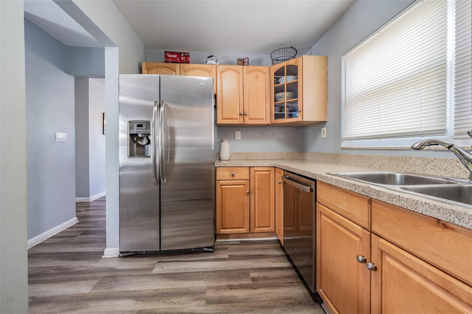 4601 N EMERALD AVE — photo 13