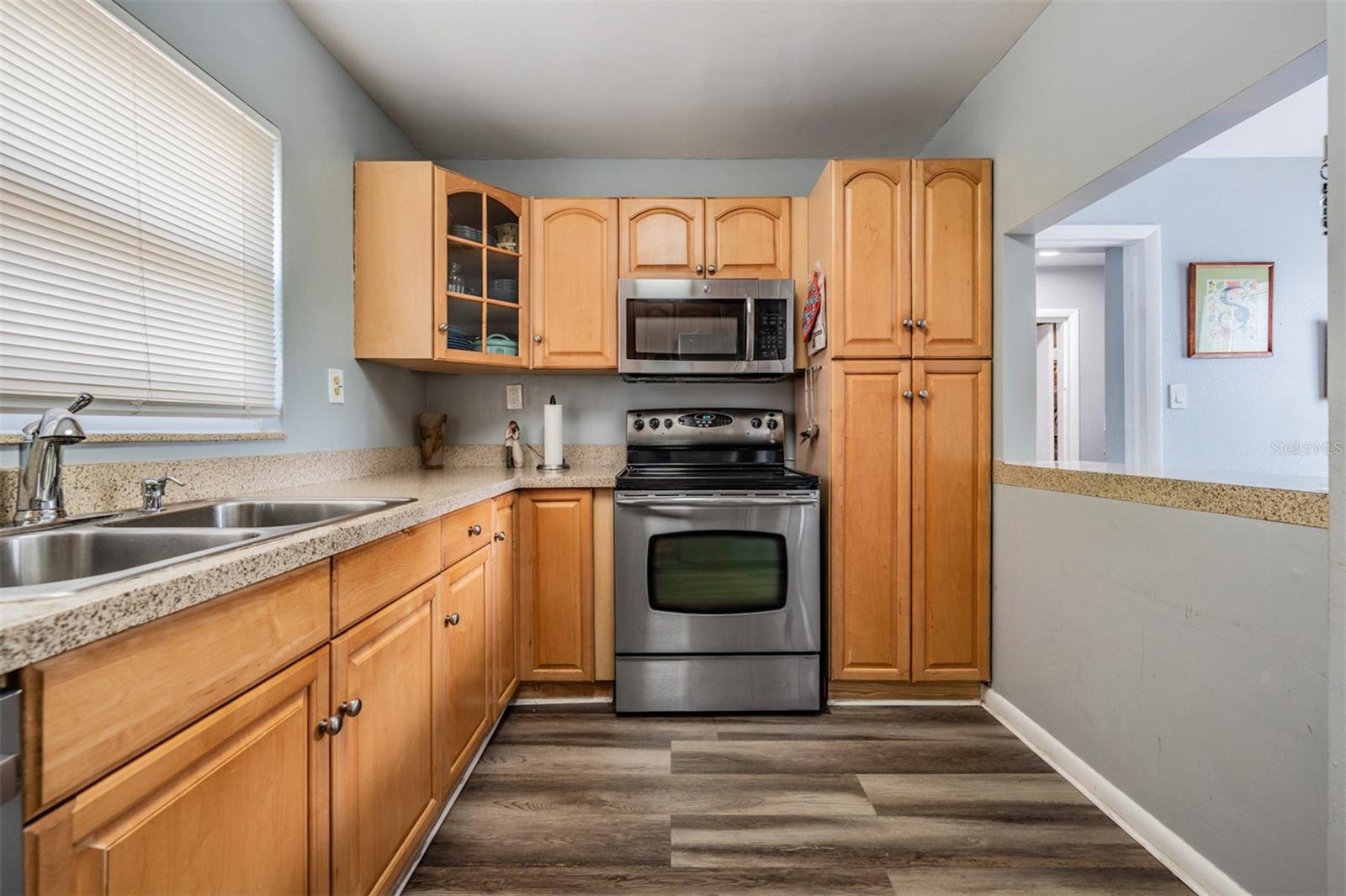 4601 N EMERALD AVE — photo 11
