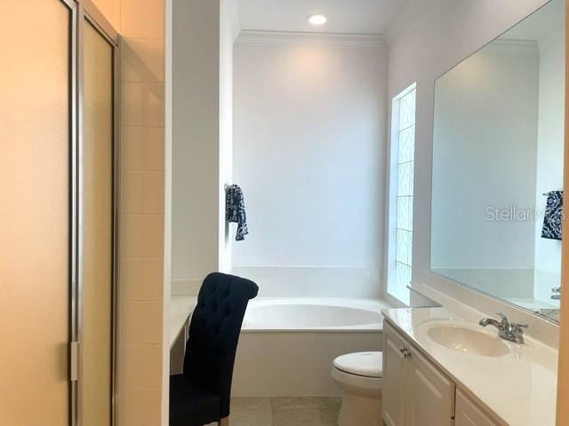 11818 FIORE LN — photo 34
