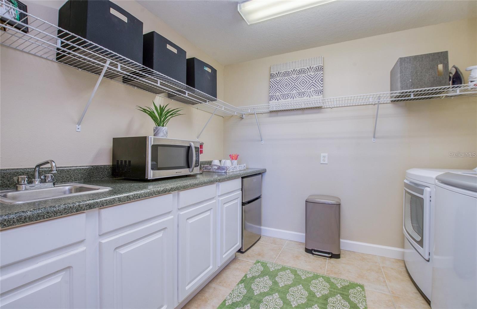 2982 ESTANCIA PL — photo 33