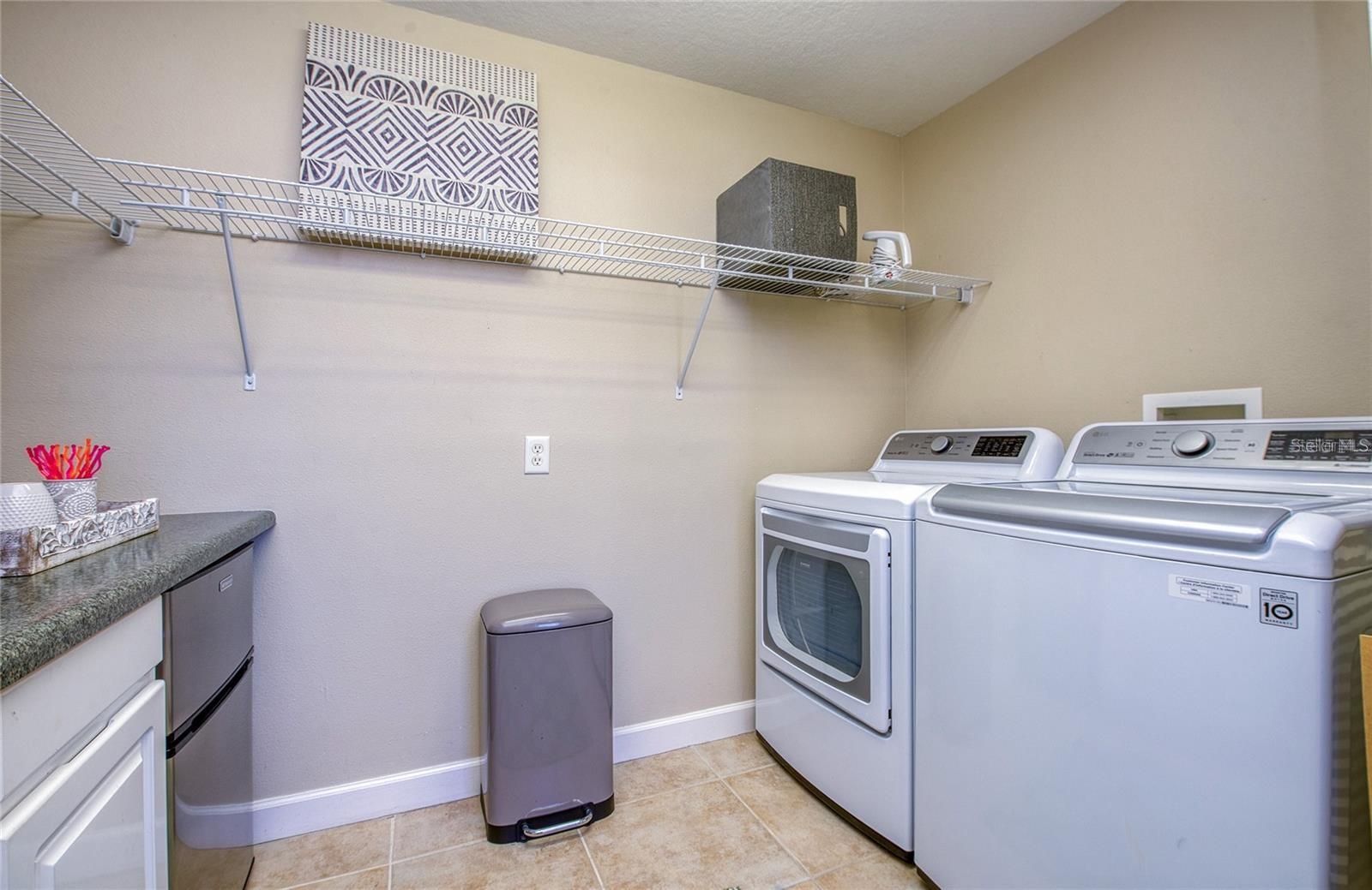 2982 ESTANCIA PL — photo 31