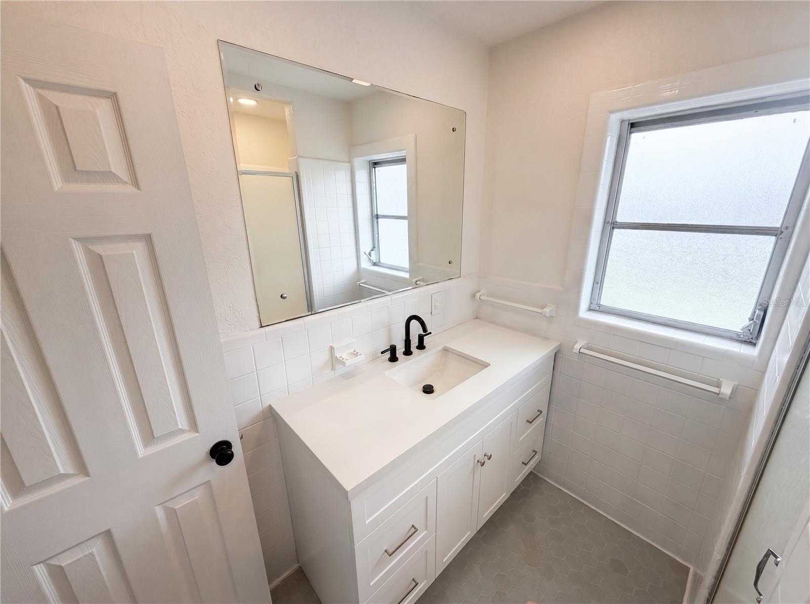 567 BAYWOOD DR N — photo 16