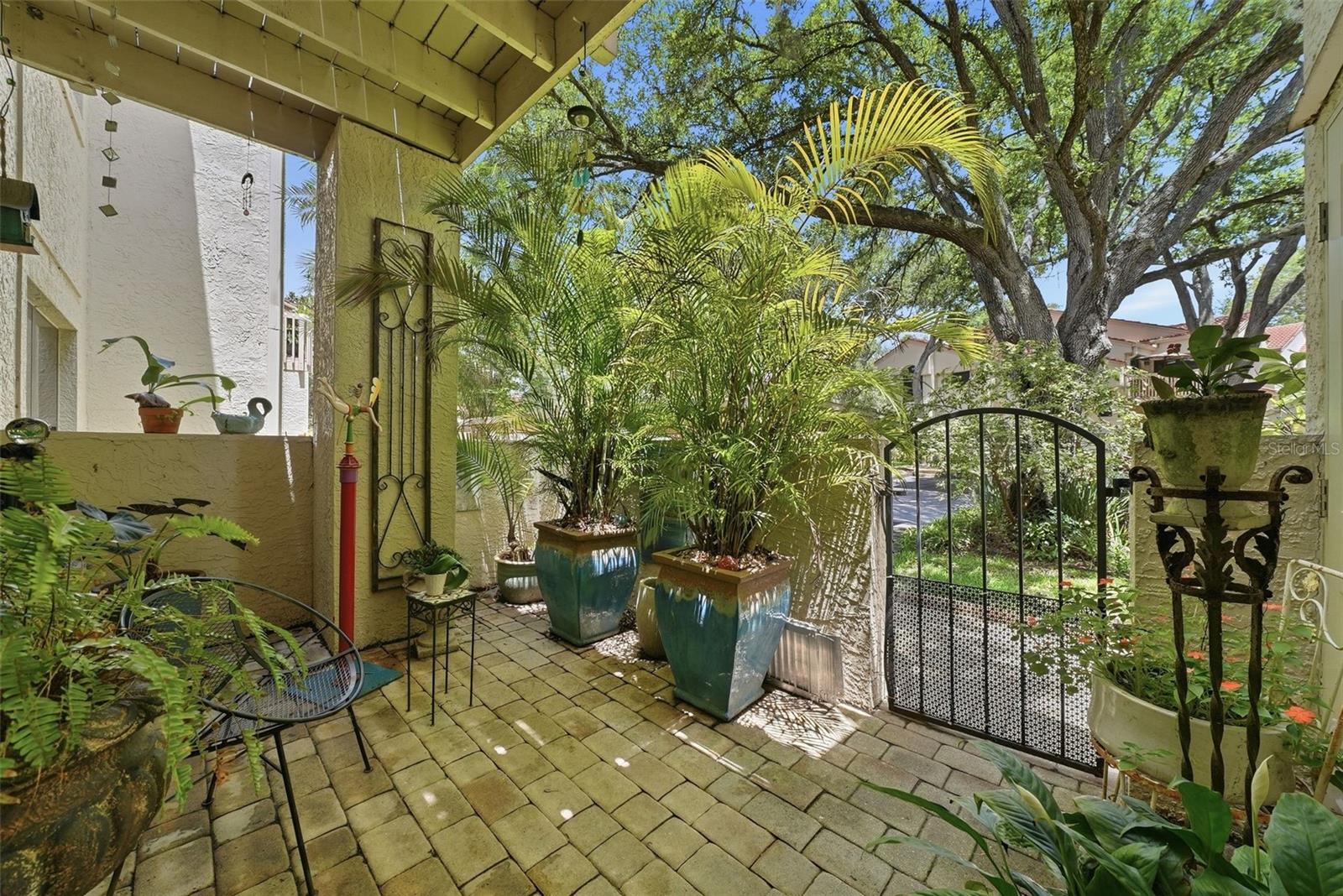 328 LOS PRADOS DR #328 — photo 27