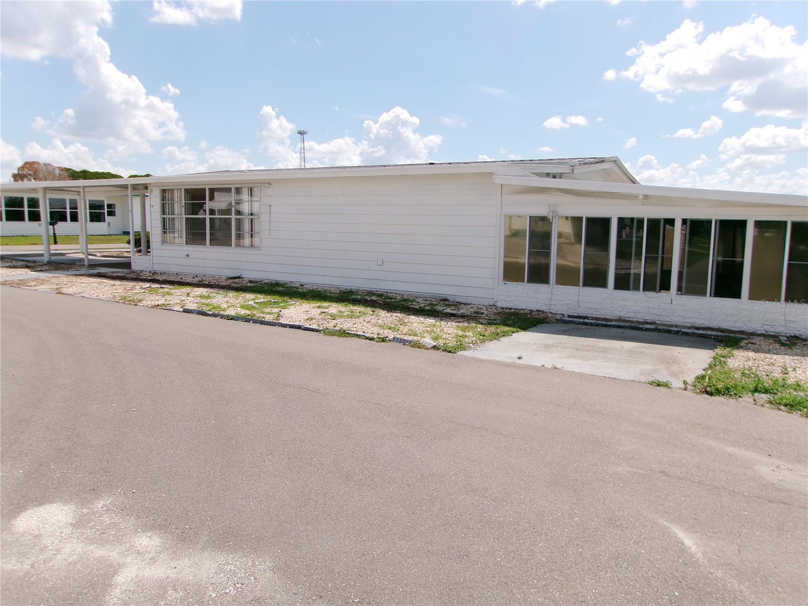 35055 DALE AVE — photo 2