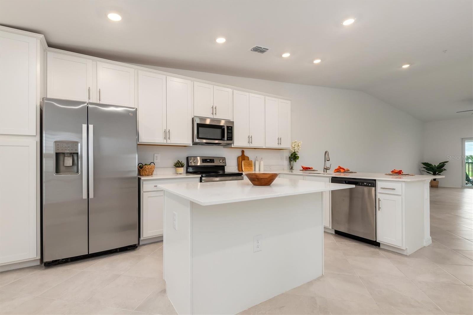 12550 GALAPAGOS CT #208 — photo 7