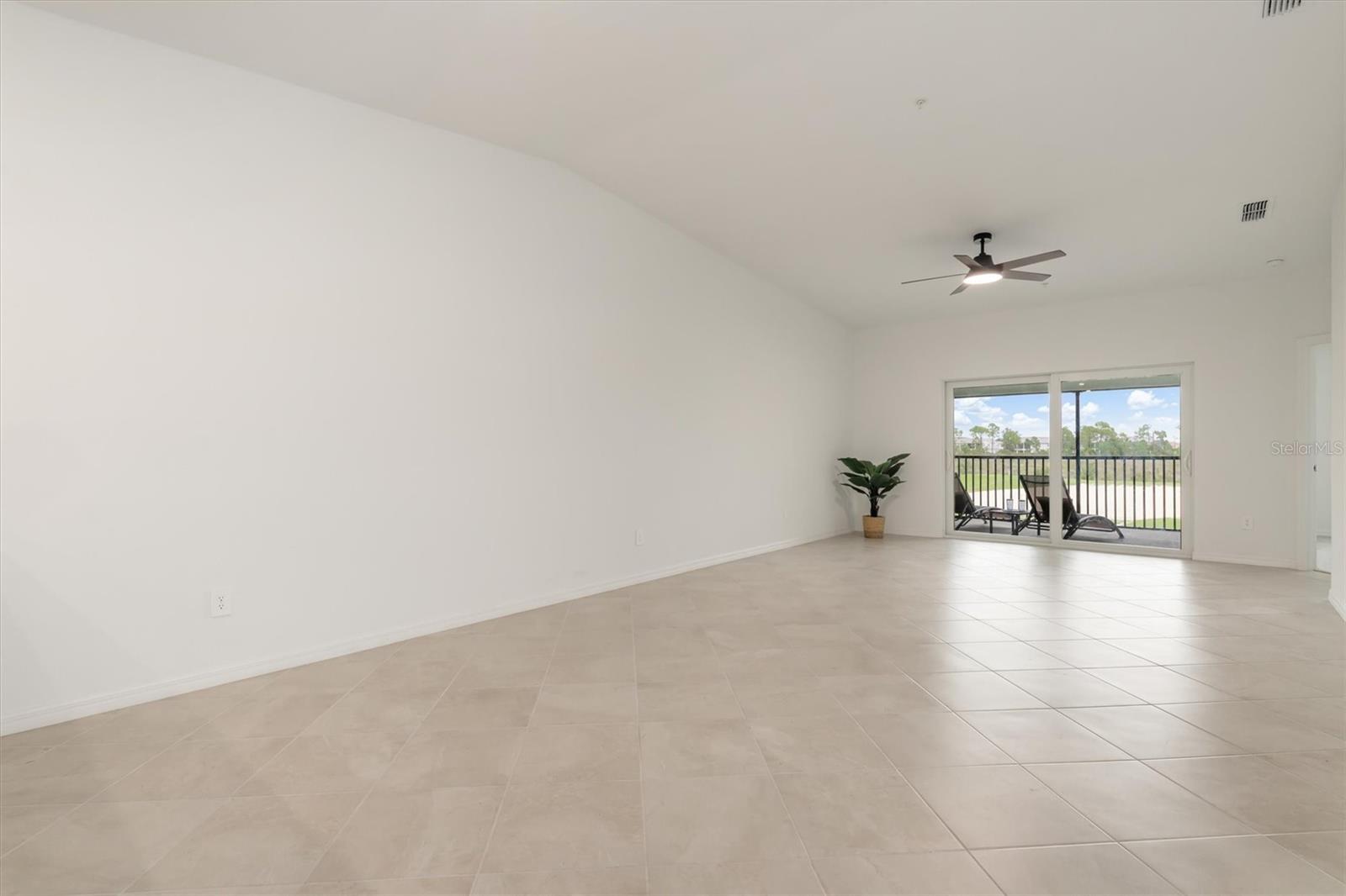 12550 GALAPAGOS CT #208 — photo 11