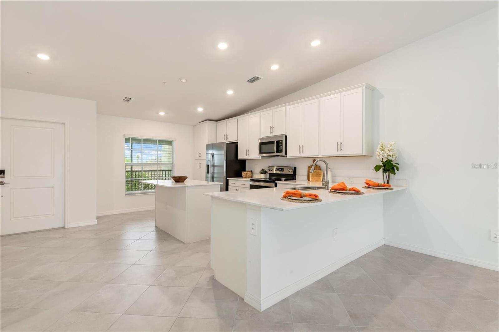 12550 GALAPAGOS CT #208 — photo 9