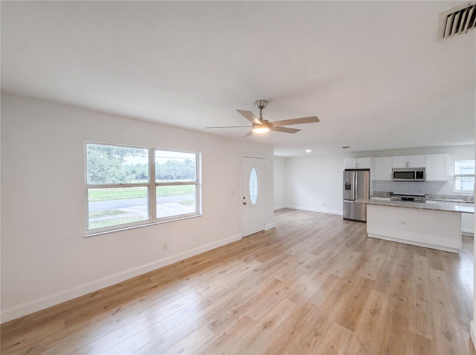 845 40TH AVE S — photo 11