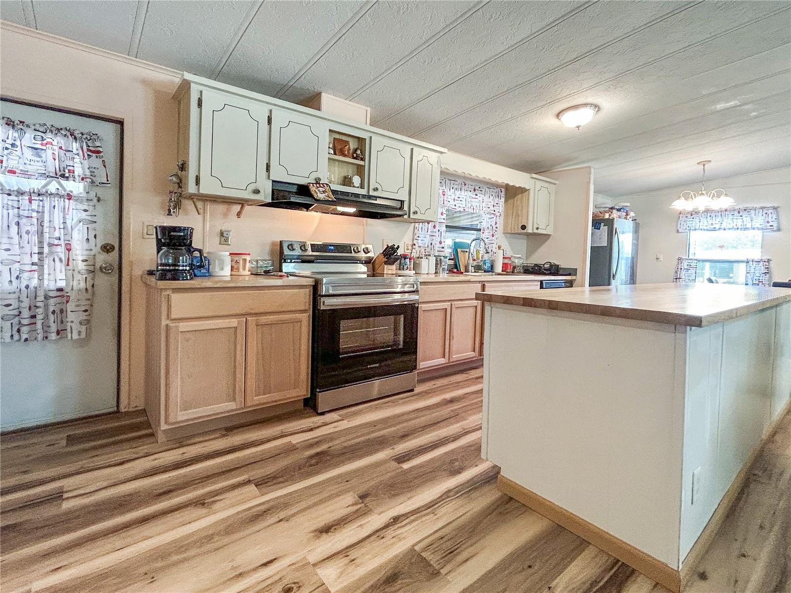 36412 LE SABRE WAY — photo 8