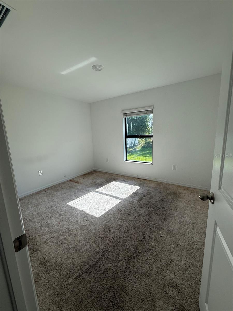 5436 N CHAMBERLAIN BLVD — photo 6