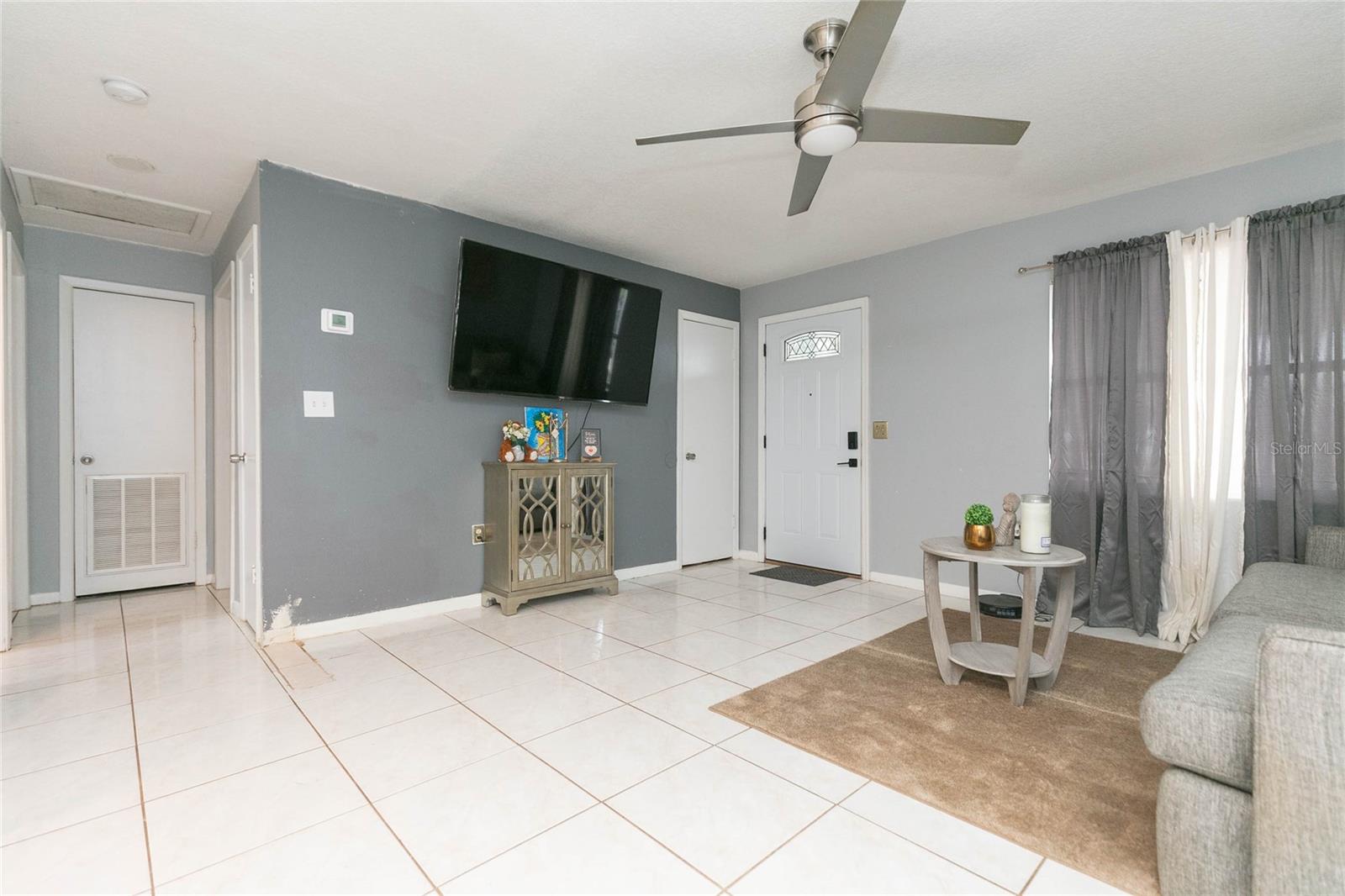 7412 KINGSTON DR — photo 7