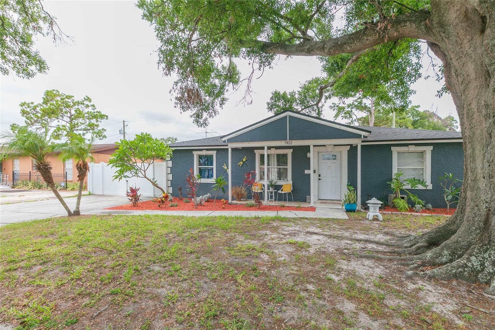 7412 KINGSTON DR — photo 2