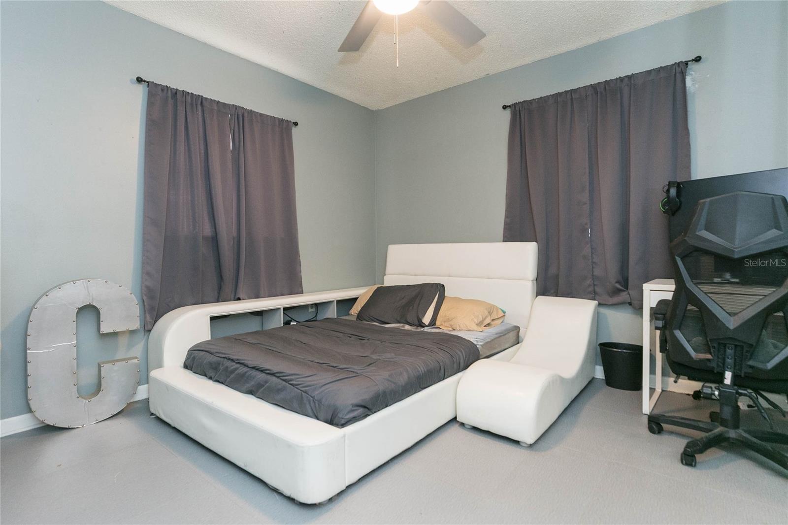 7412 KINGSTON DR — photo 16