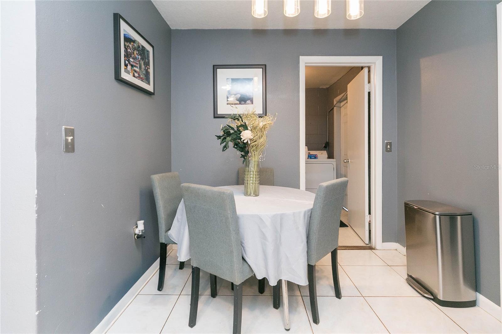 7412 KINGSTON DR — photo 13
