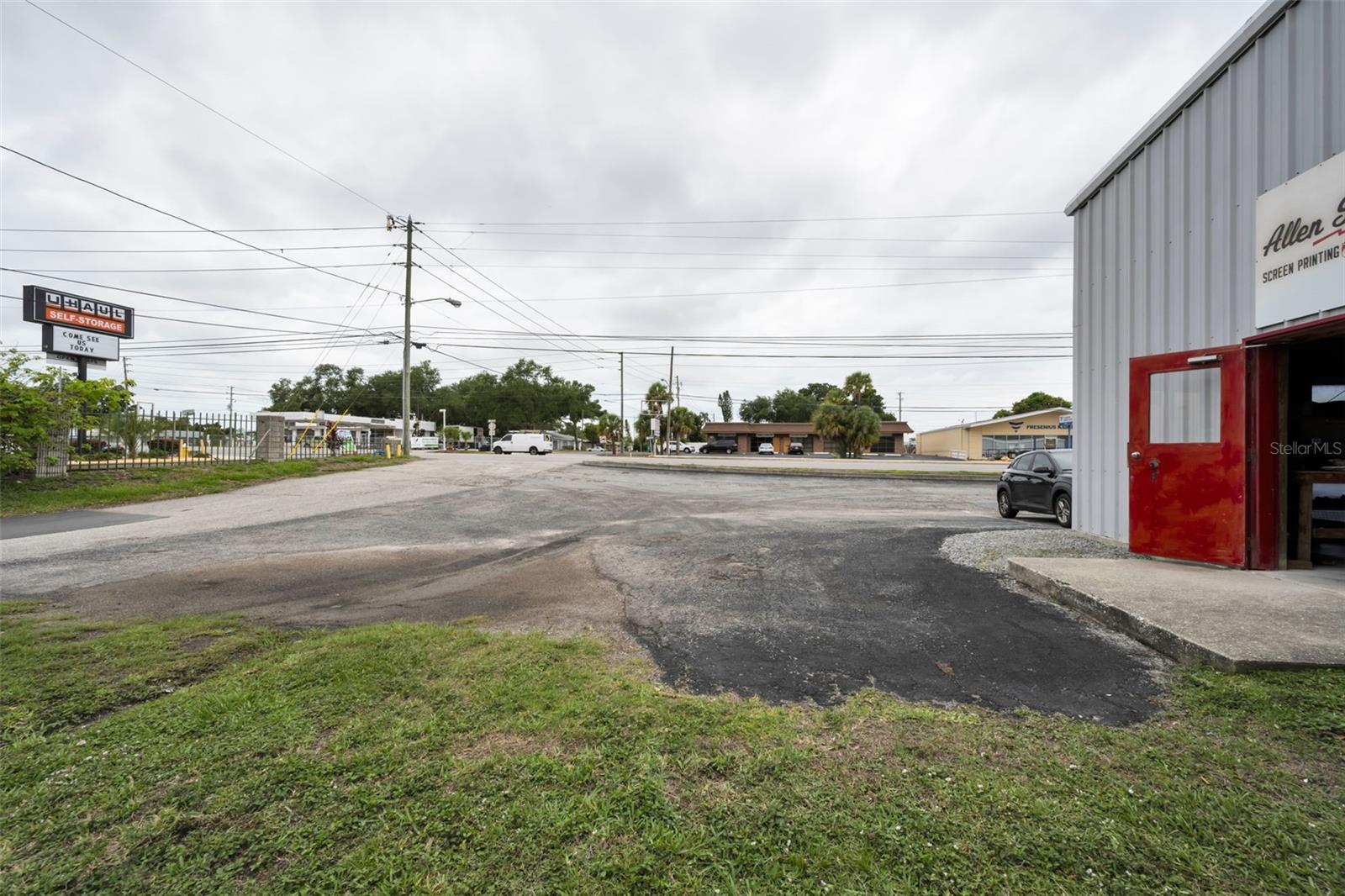 6581 SEMINOLE BLVD — photo 39