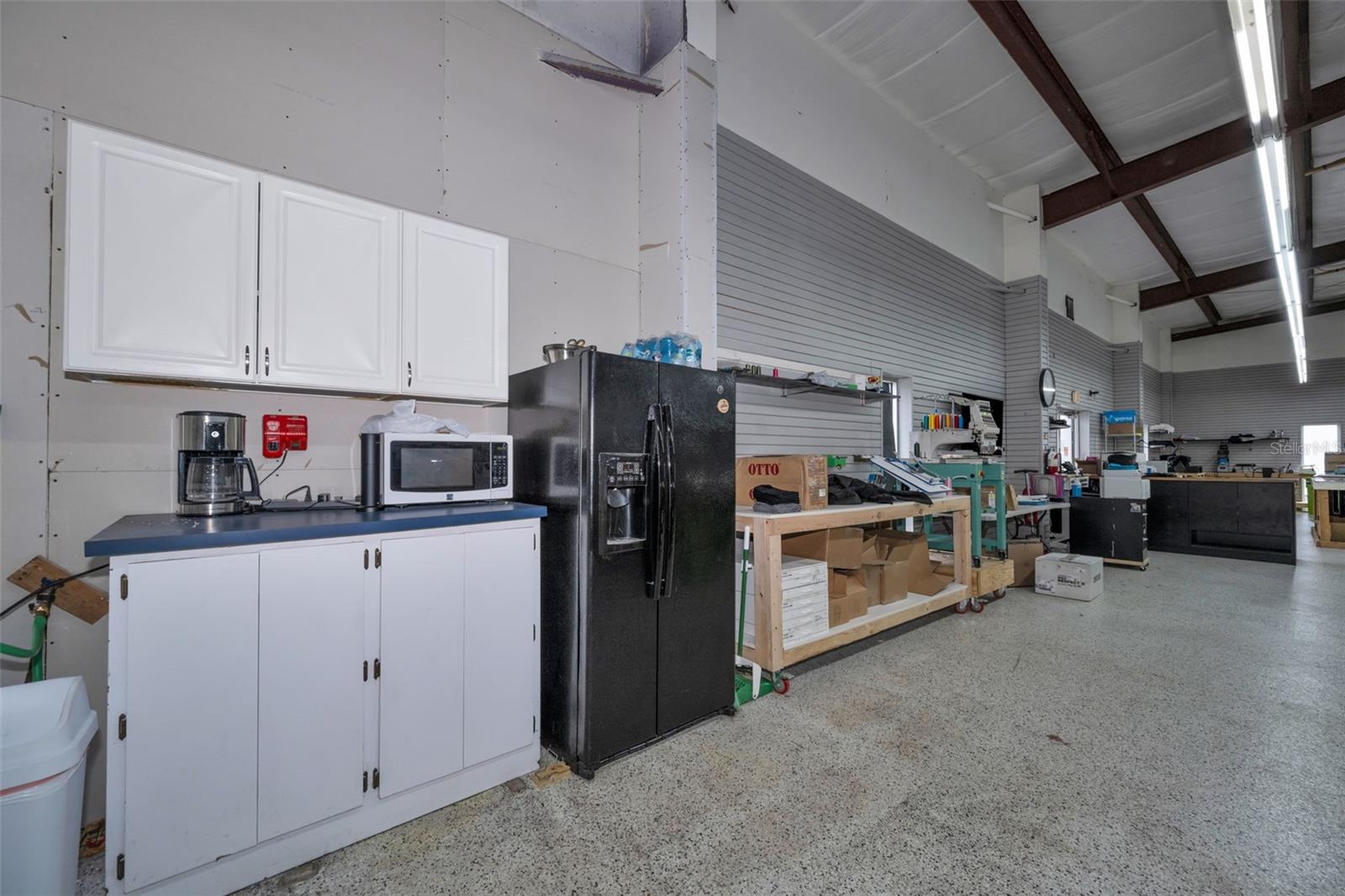 6581 SEMINOLE BLVD — photo 27