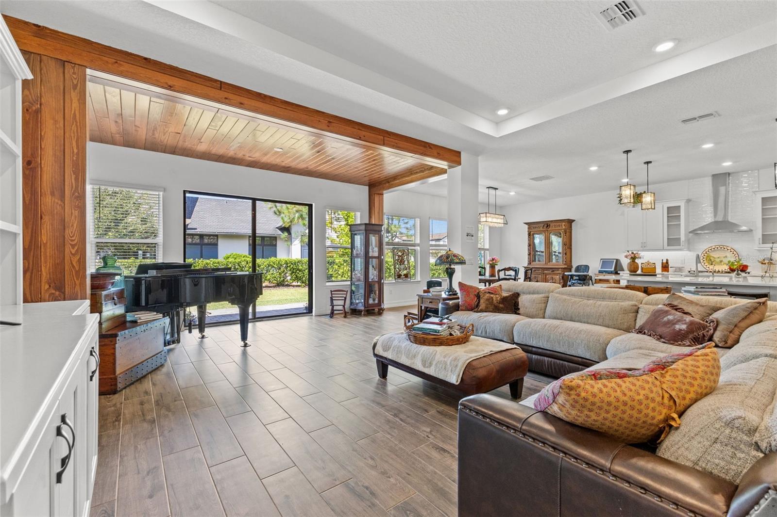 6170 MARSH TRAIL DR — photo 21