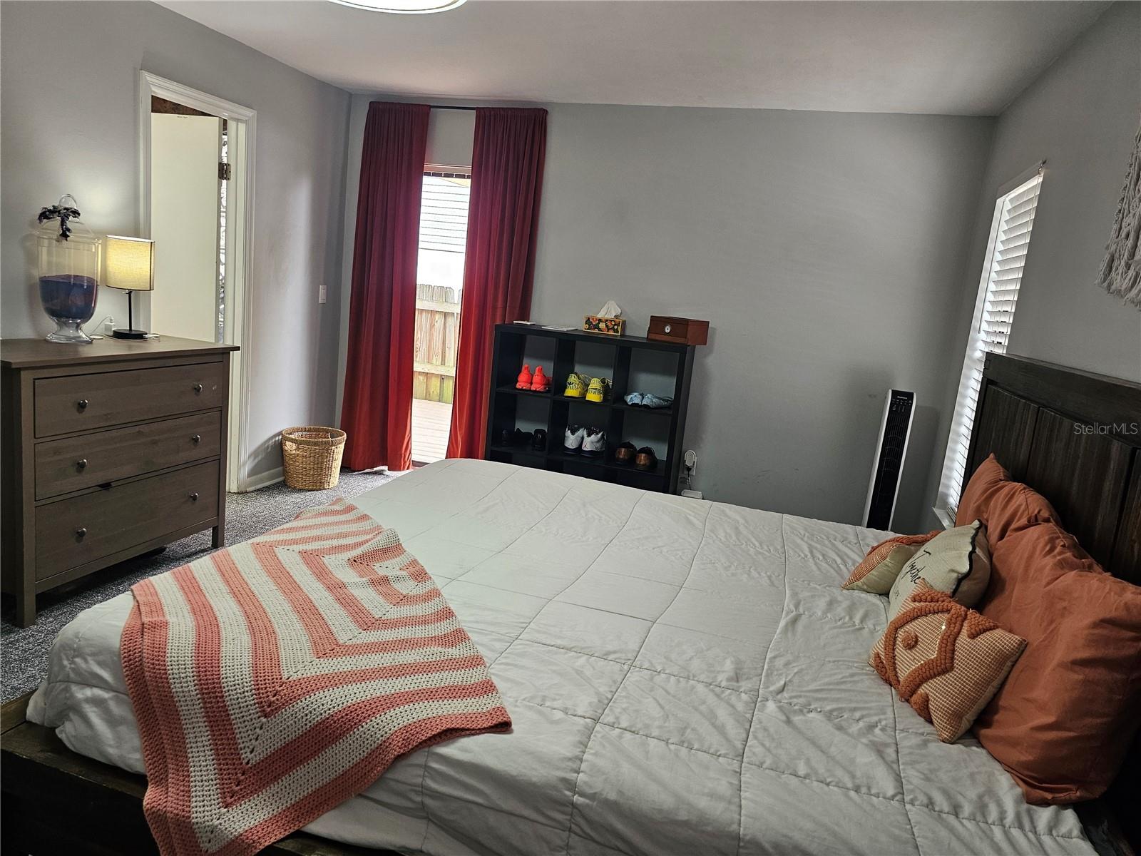 18322 SWAN LAKE DR — photo 31
