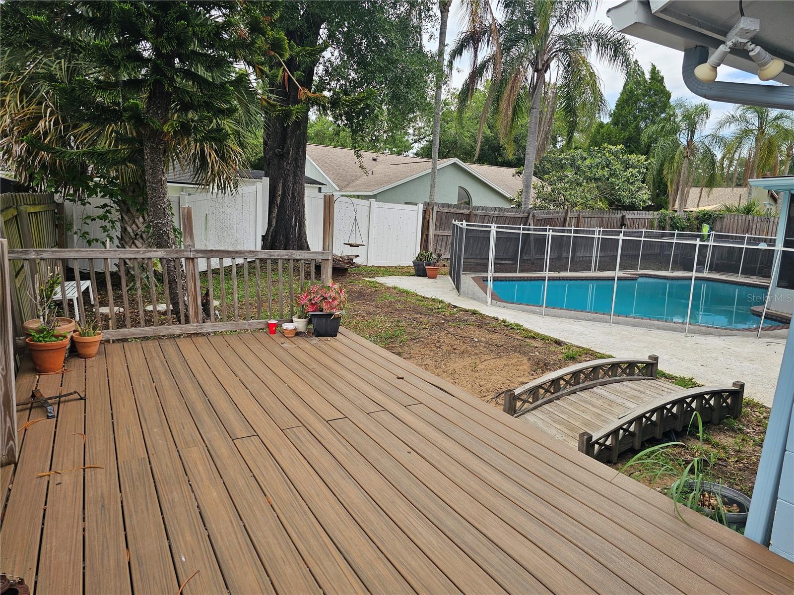 18322 SWAN LAKE DR — photo 46