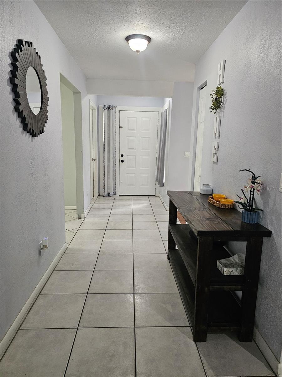 18322 SWAN LAKE DR — photo 5