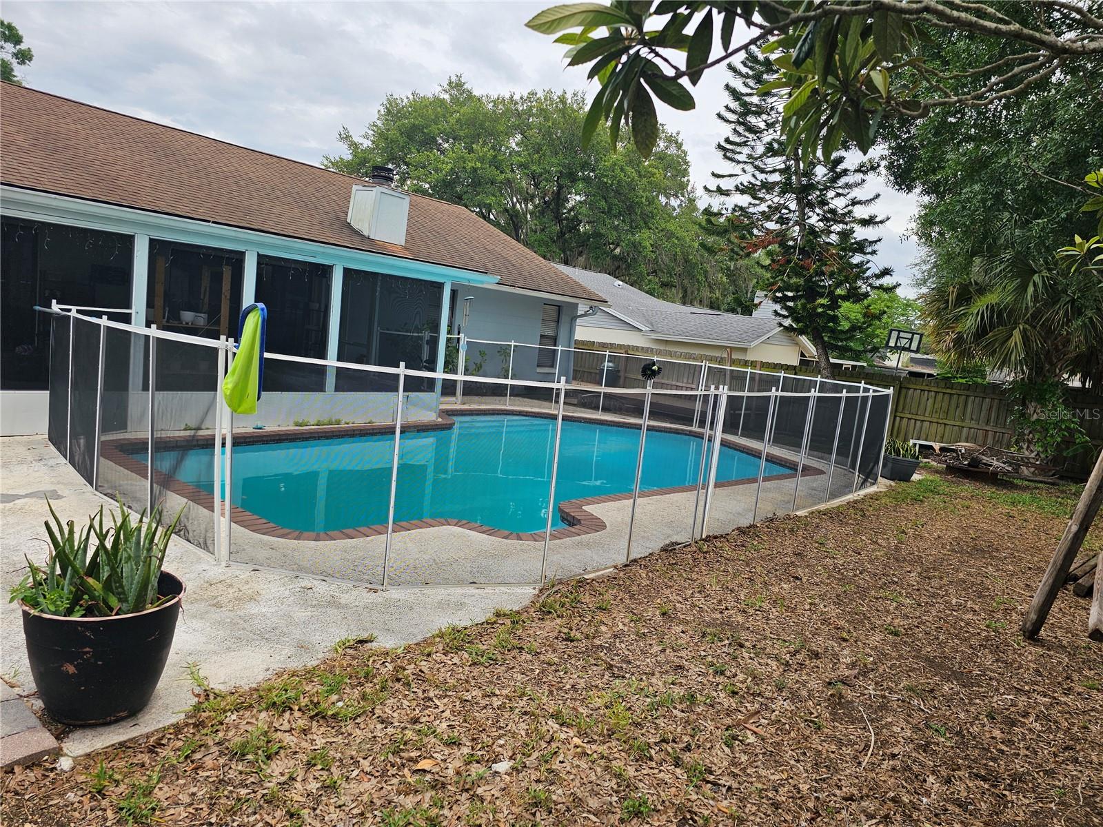 18322 SWAN LAKE DR — photo 49