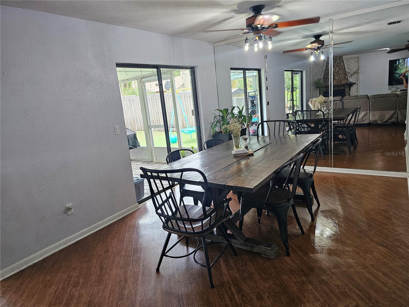 18322 SWAN LAKE DR — photo 41