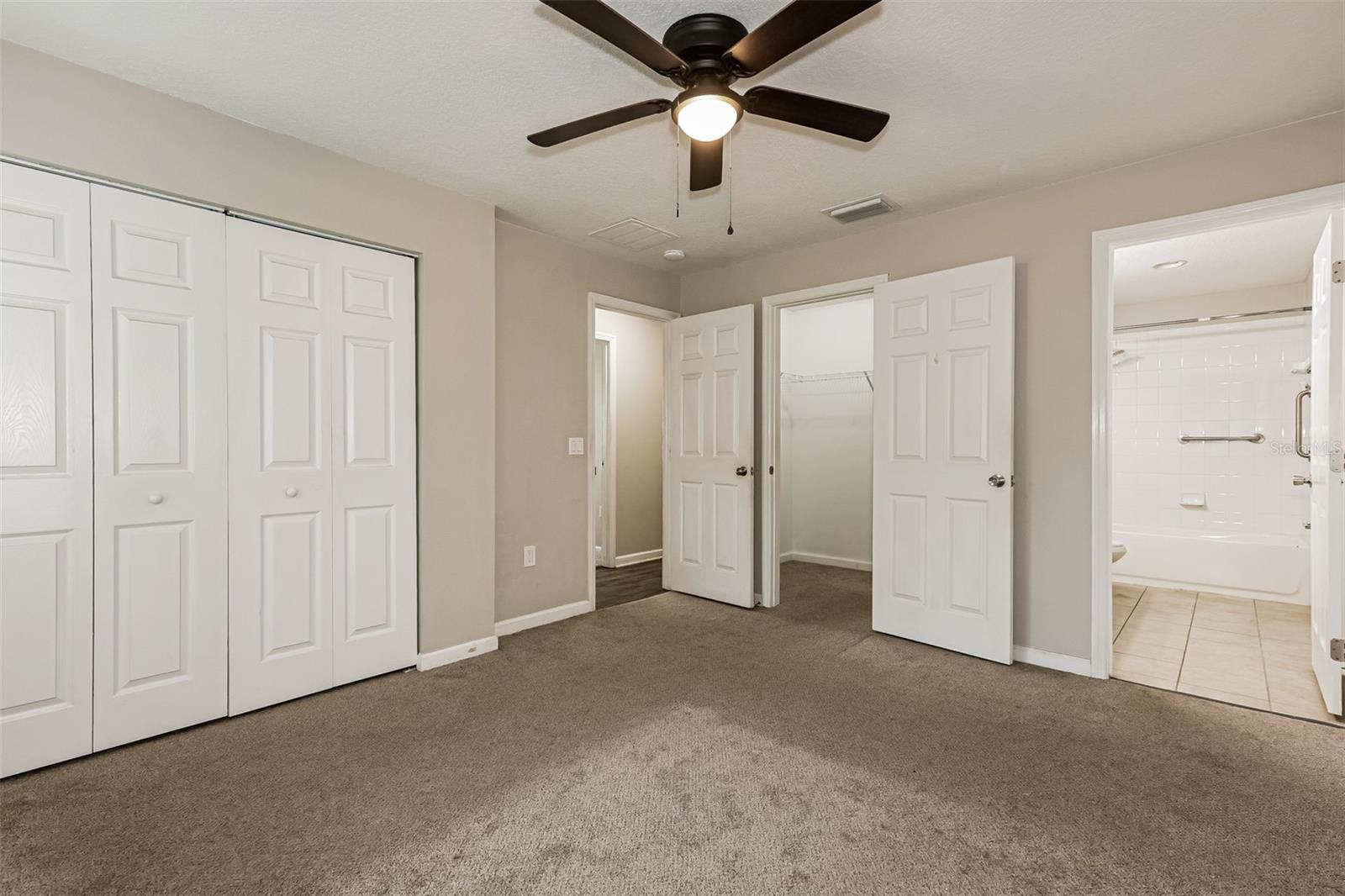 1505 E CARACAS ST — photo 12