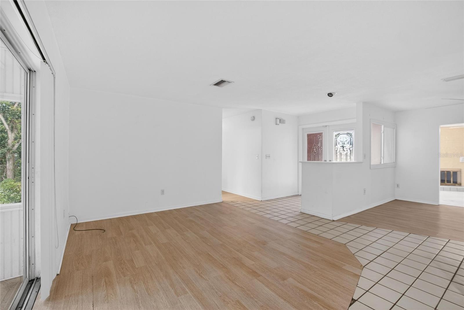 1900 STANTON AVE — photo 9